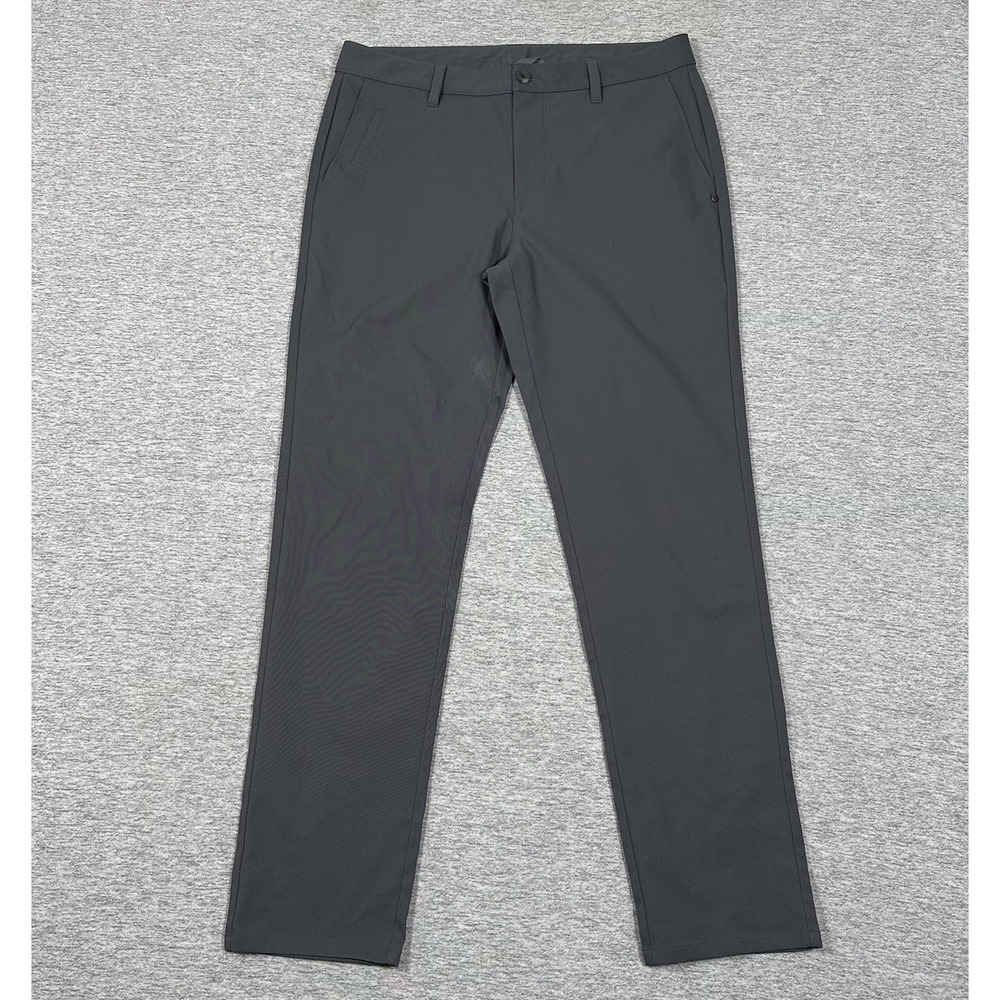 Vuori Pants Mens 32x30 Gray Cascade Performance Modern Preppy Tech Chino FLAWS